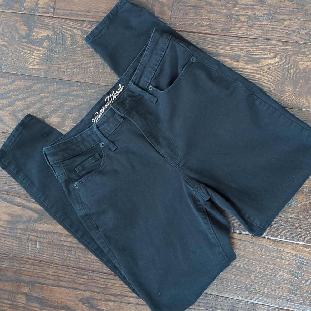 UNIVERSAL THREADS I Black Skinny Ankle Length Jeans,  6/28 R